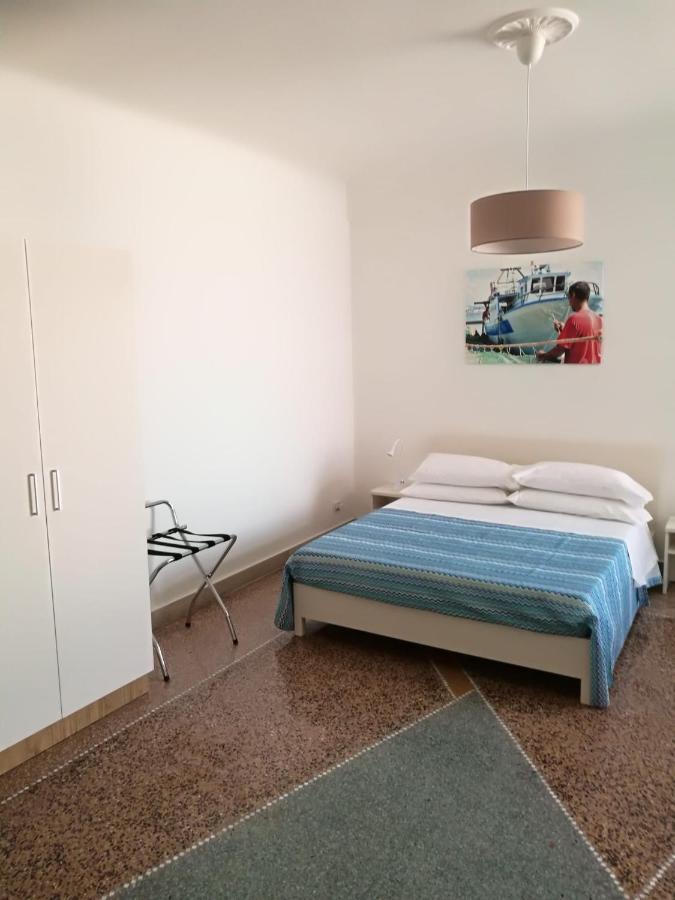Settimo Sole Affitta Camere Tarente Buitenkant foto