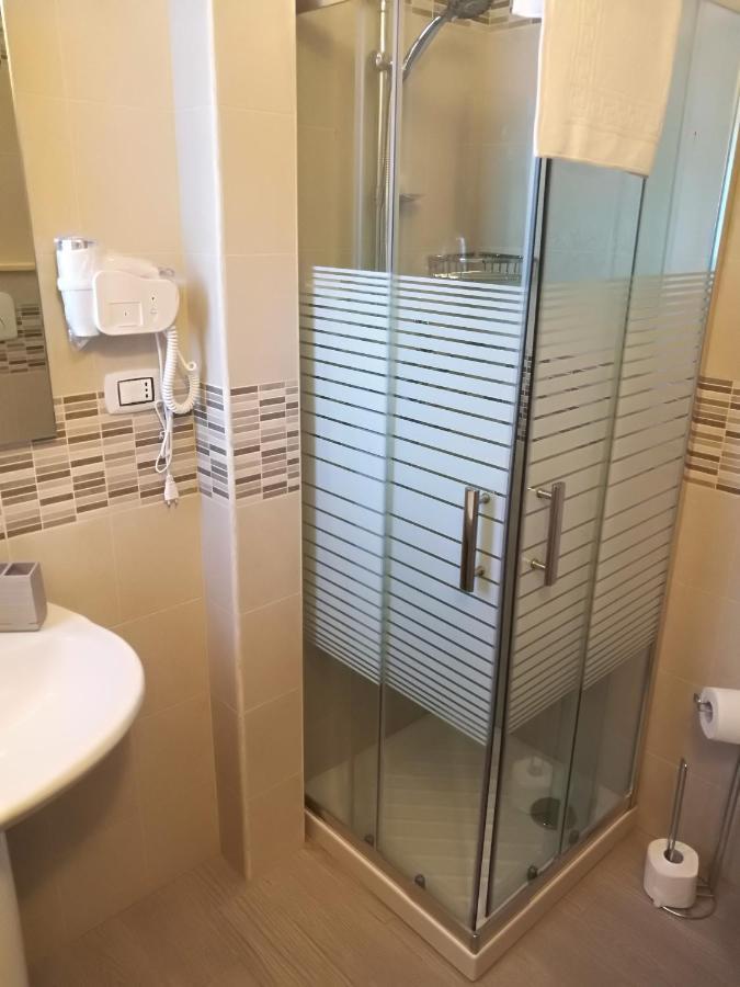 Settimo Sole Affitta Camere Tarente Buitenkant foto