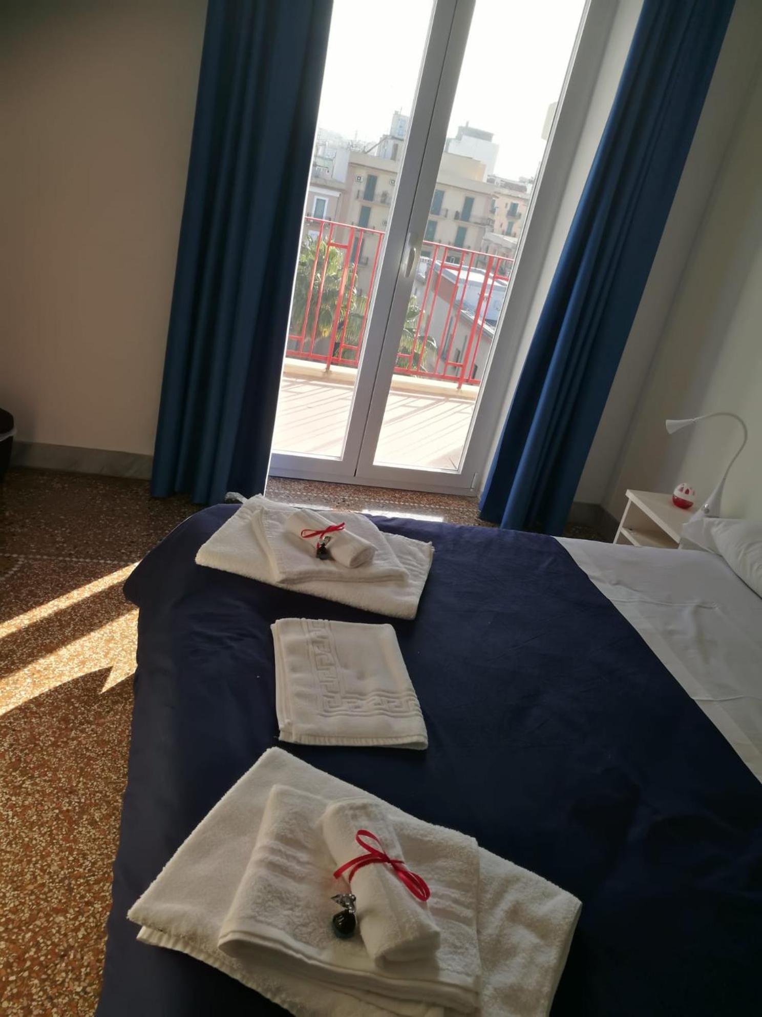 Settimo Sole Affitta Camere Tarente Buitenkant foto